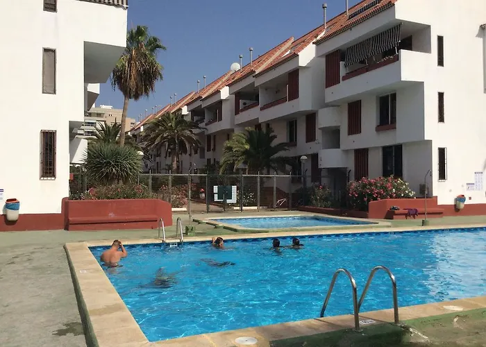 With Terrace In Playa De Americas פלאייה דה לאס אמריקס