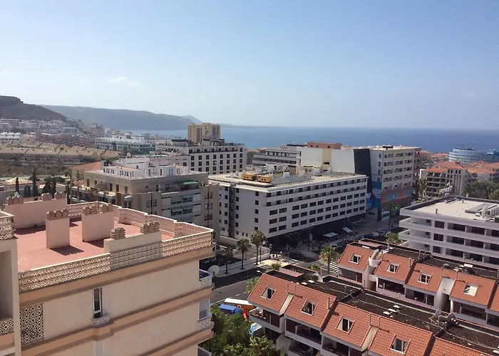 With Terrace In Playa De Americas * פלאייה דה לאס אמריקס